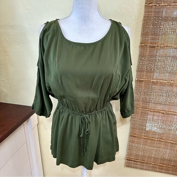 Naked Zebra Tops - Naked Zebra Cold Shoulder Top